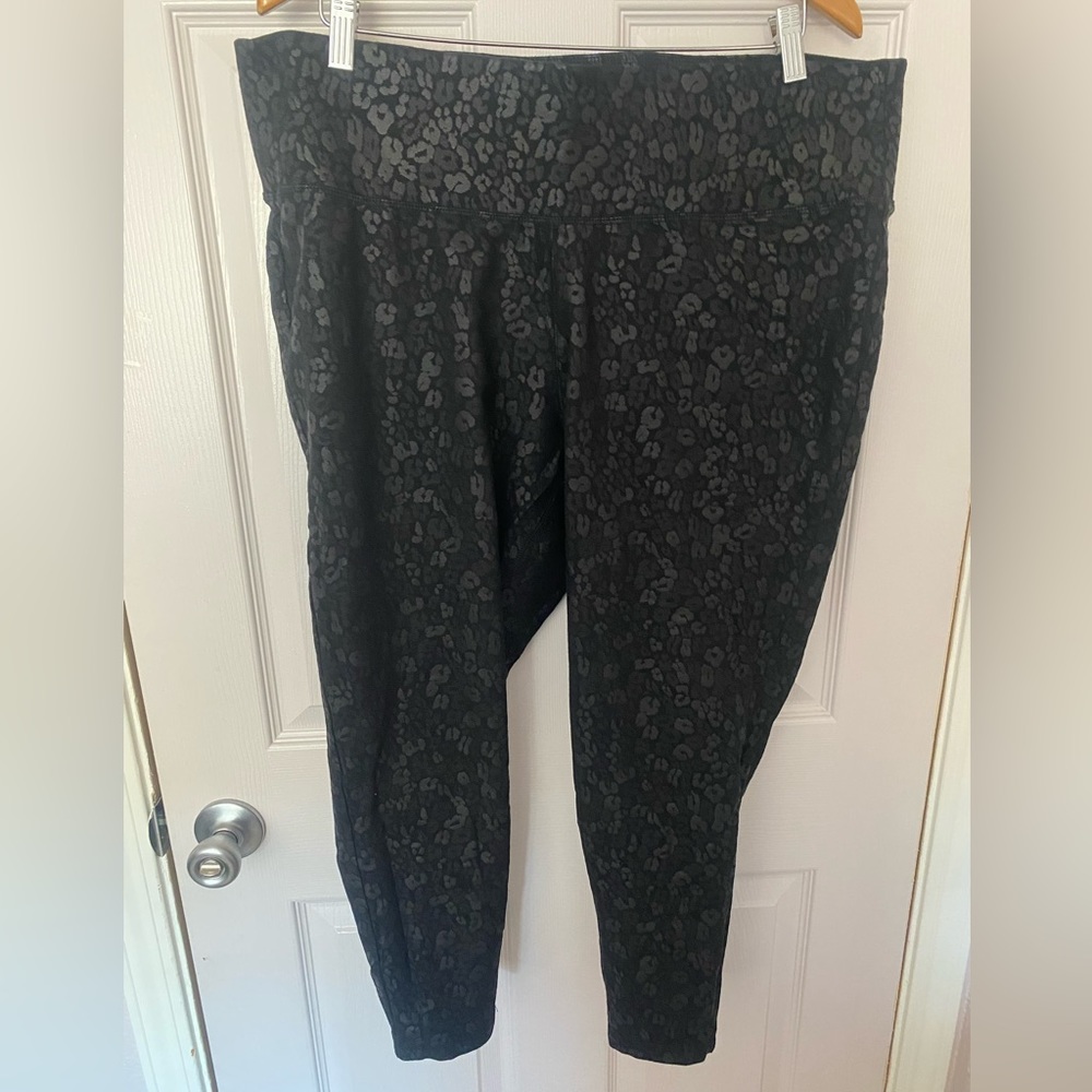 Lane Bryant Liv Leopard Print Black Leggings Size 22/24